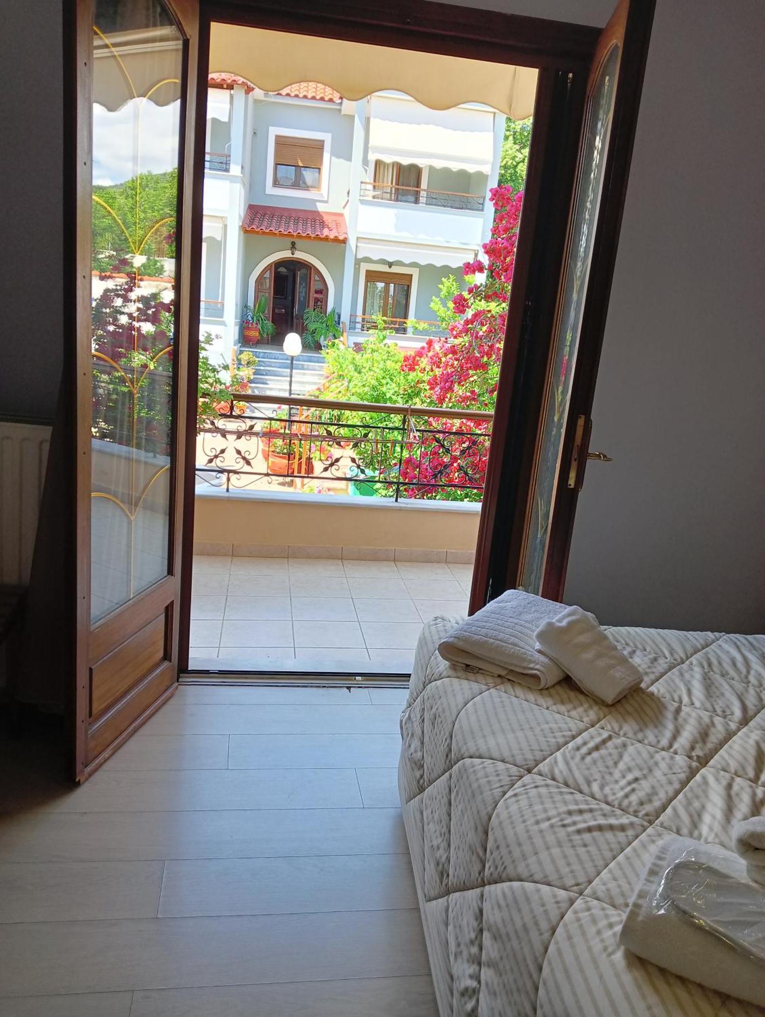 Studio Nufaro Mytilene Luaran gambar
