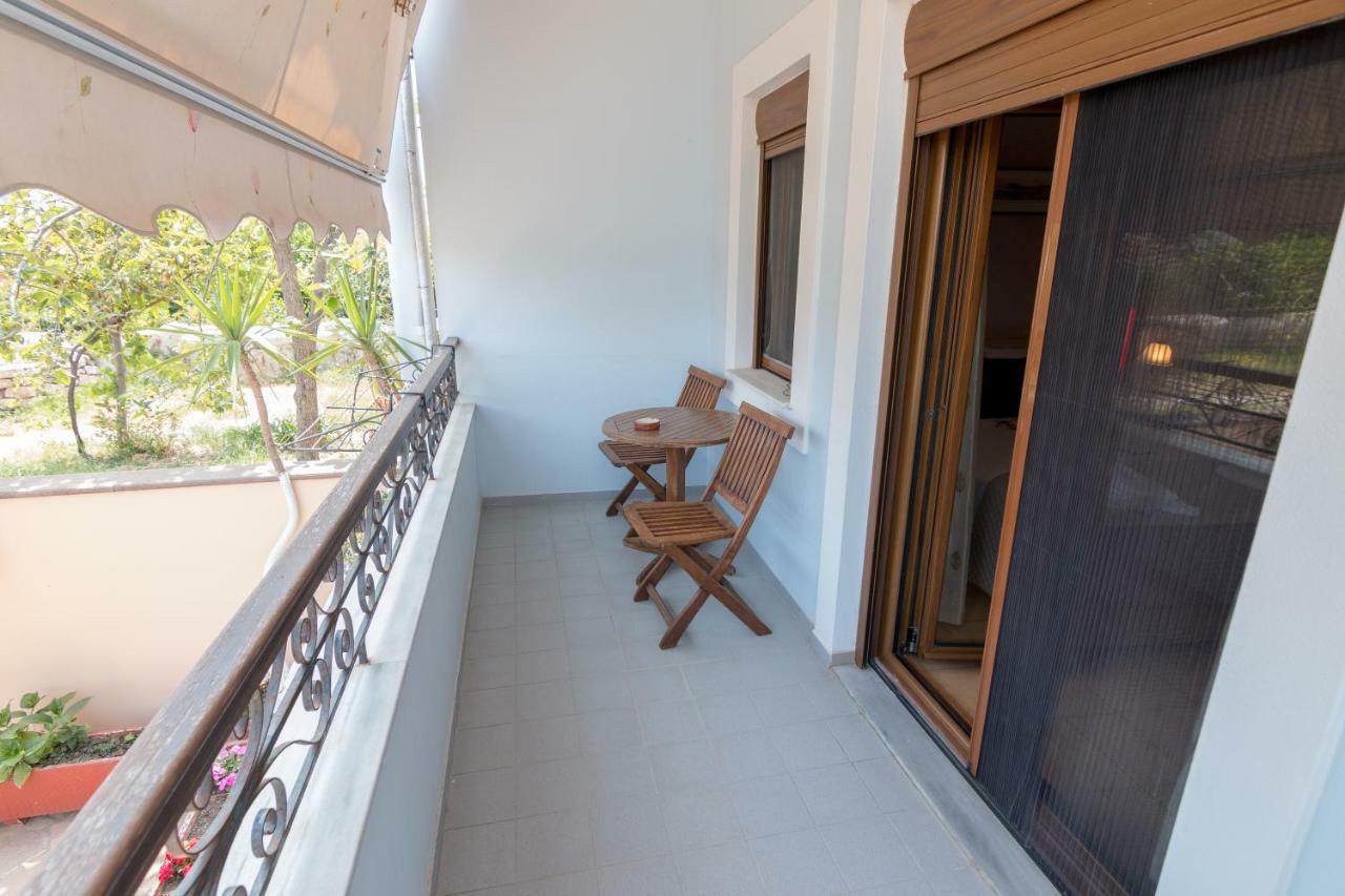 Studio Nufaro Mytilene Luaran gambar